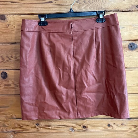 LOFT Copper Faux Leather Skirt Size 12 - Picture 2 of 8